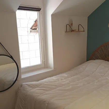 Of 60 M2 Near The Of Apartment